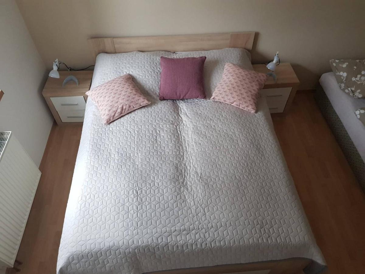 Boutique Apartment Petra Харачов Екстериор снимка